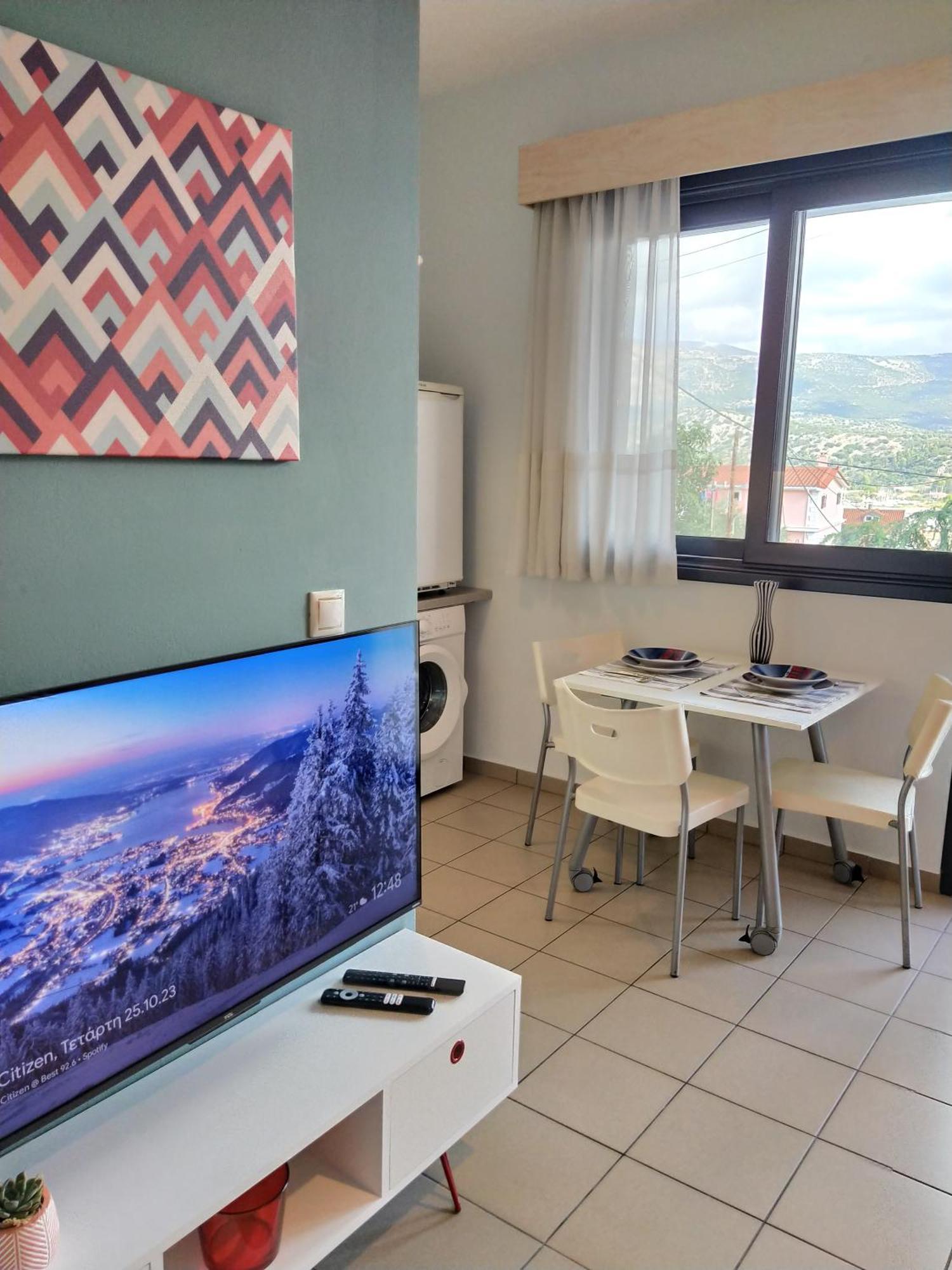 Cityzen Apartment With A View Argostoli  Eksteriør bilde
